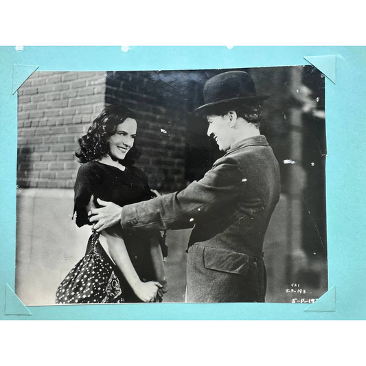 Lobby Card – Modern Times (1936)
