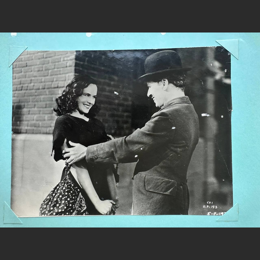 Lobby Card – Modern Times (1936)